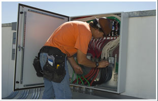 Reasons Homeowners Trust a Residential Electrician in Denton, TX, With Electrical Upgrades