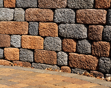 Two Popular Types of Retaining Walls in Brookfield WI